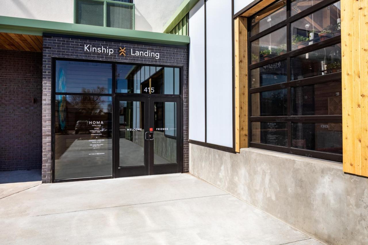 Hotel Kinship Landing à Colorado Springs Extérieur photo